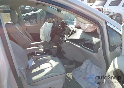 2017 Chrysler Pacifica Limited from USA, damaged, VIN 2C4RC1GG2HR564807